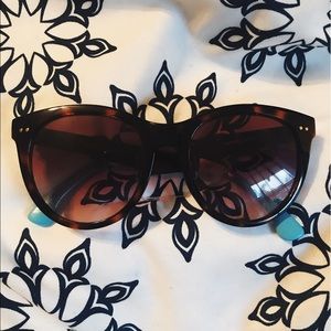 Toms "The Margeaux" Sunglasses